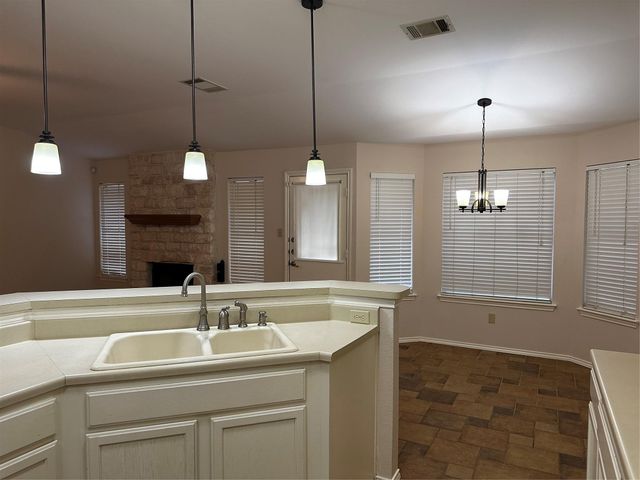 8007 Bounty TRL, Austin, TX 78749