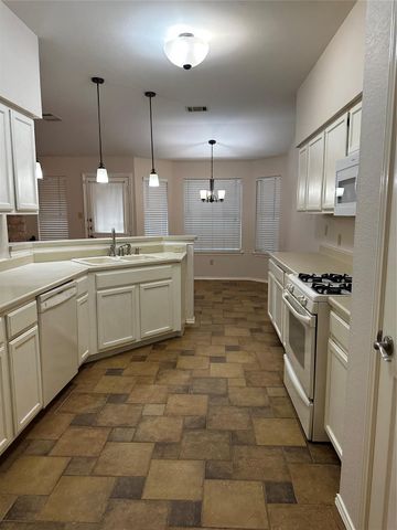 8007 Bounty TRL, Austin, TX 78749