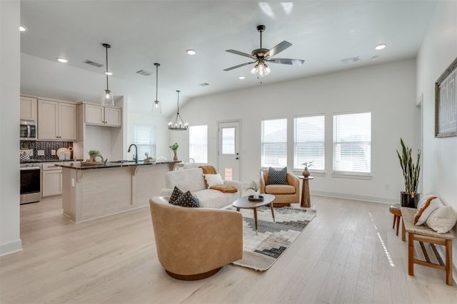 400 Pergola Street, Yukon, OK 73099