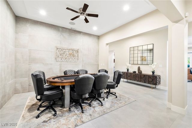 8396 Sweetwater Creek Way, Las Vegas, NV 89113