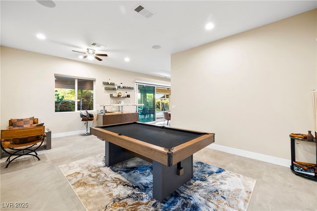 8396 Sweetwater Creek Way, Las Vegas, NV 89113