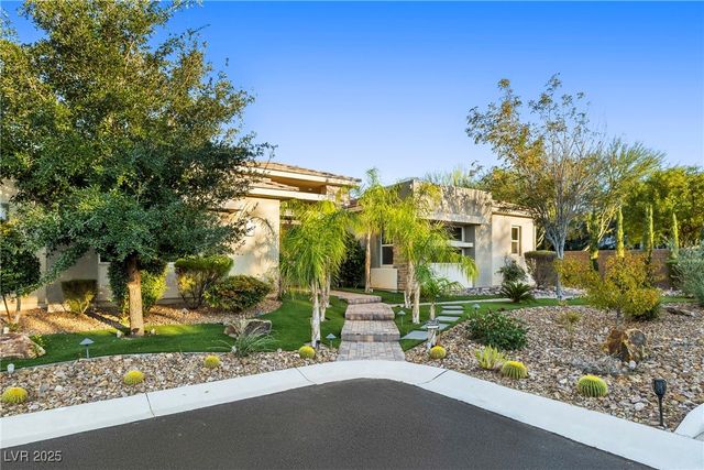 8396 Sweetwater Creek Way, Las Vegas, NV 89113