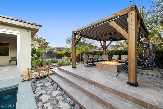 8396 Sweetwater Creek Way, Las Vegas, NV 89113