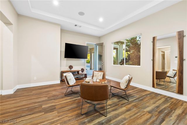 8396 Sweetwater Creek Way, Las Vegas, NV 89113