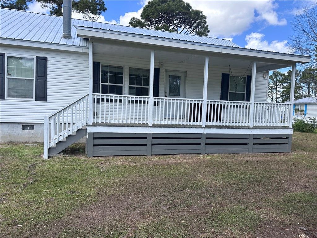 1077 Polson Circle NE, Shellman Bluff, GA 31331