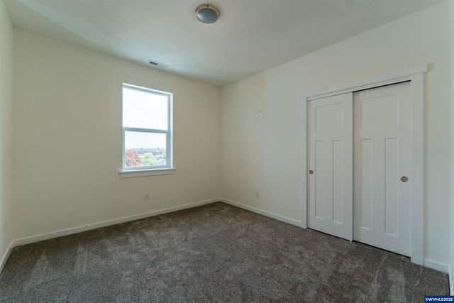 801 Quail Glenn Dr, Philomath, OR 97370