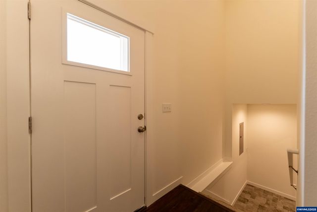 801 Quail Glenn Dr, Philomath, OR 97370