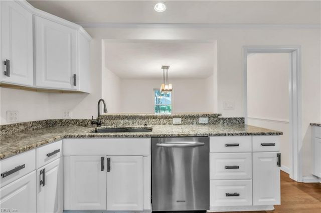 4644 McGregor DR, Virginia Beach, VA 23462