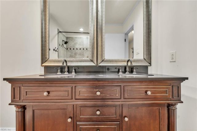 4644 McGregor DR, Virginia Beach, VA 23462