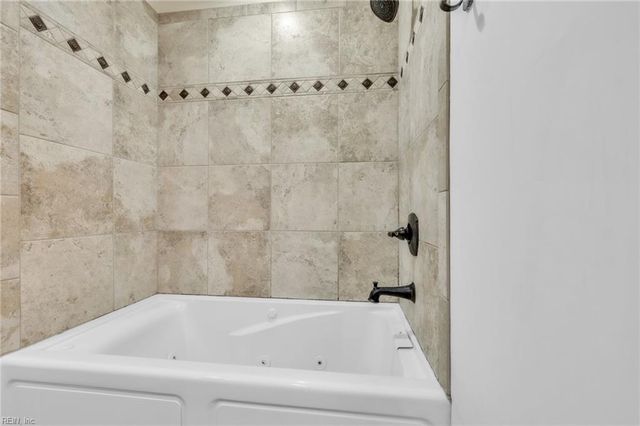 4644 McGregor DR, Virginia Beach, VA 23462