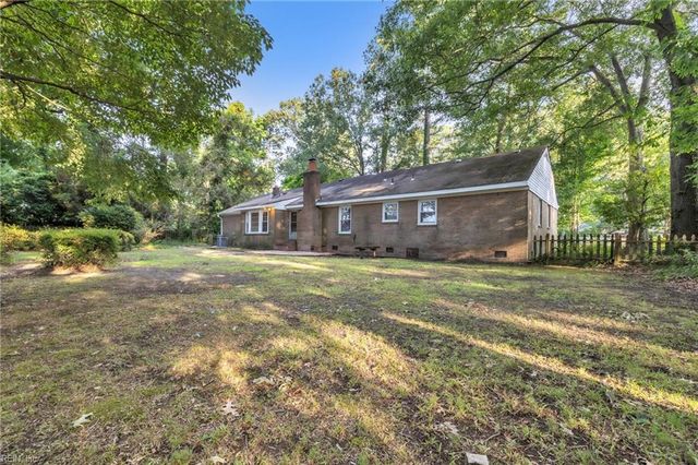 4644 McGregor DR, Virginia Beach, VA 23462