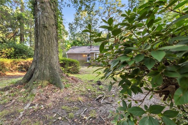 4644 McGregor DR, Virginia Beach, VA 23462