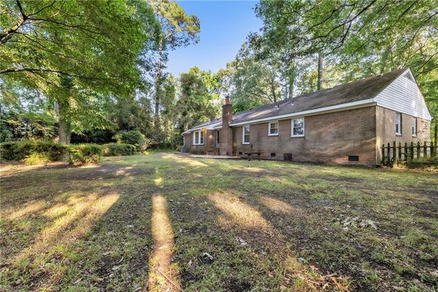 4644 McGregor DR, Virginia Beach, VA 23462