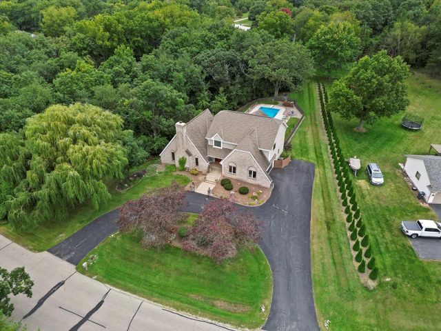 515 Pebble Creek PASS, Wales, WI 53183