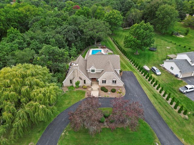 515 Pebble Creek PASS, Wales, WI 53183
