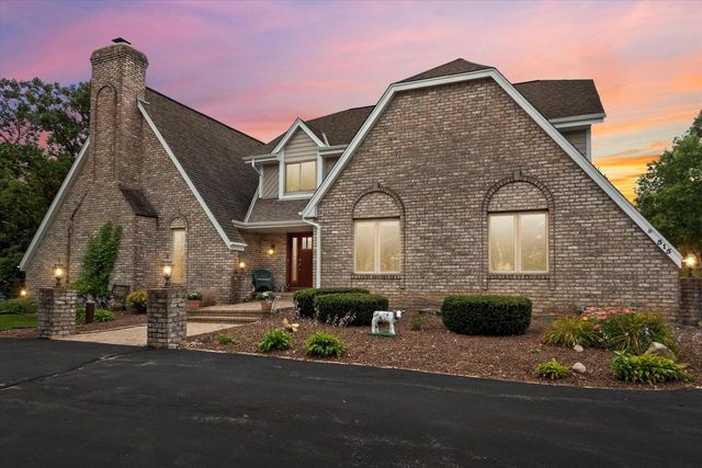 515 Pebble Creek PASS, Wales, WI 53183