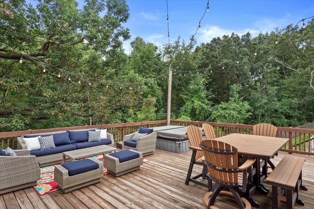 515 Pebble Creek PASS, Wales, WI 53183