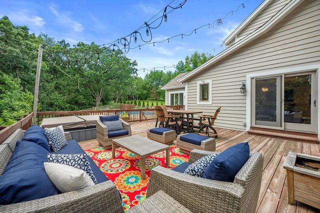 515 Pebble Creek PASS, Wales, WI 53183