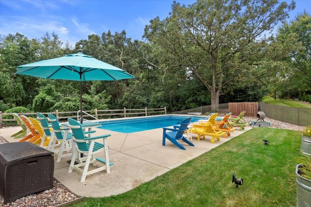 515 Pebble Creek PASS, Wales, WI 53183
