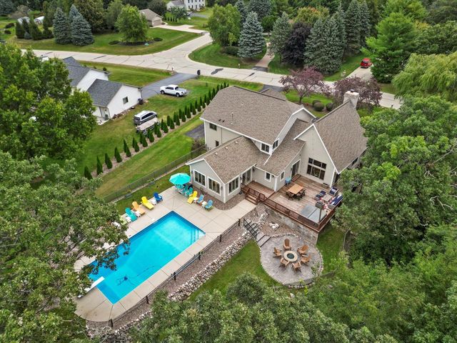 515 Pebble Creek PASS, Wales, WI 53183