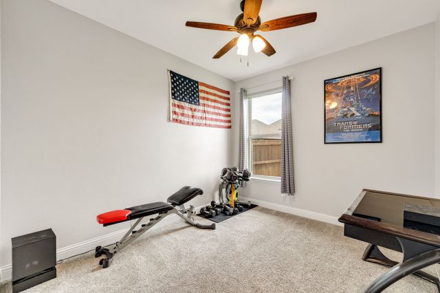 1020 Crest Breeze Drive, Fort Worth, TX 76052