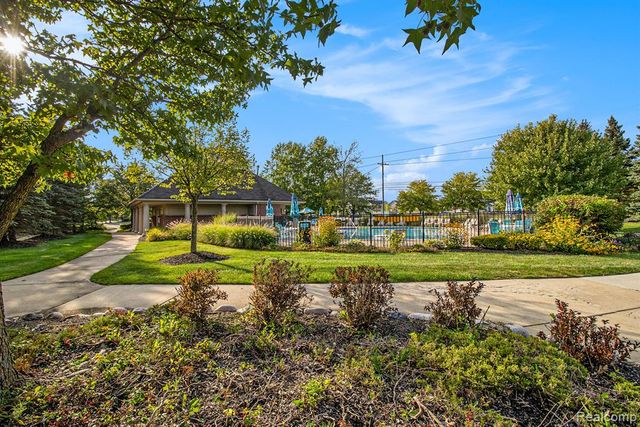 47975 Cardiff Avenue, Canton, MI 48188