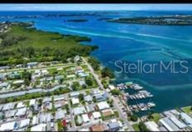 3717 115TH STREET COURT W, Bradenton, FL 34210