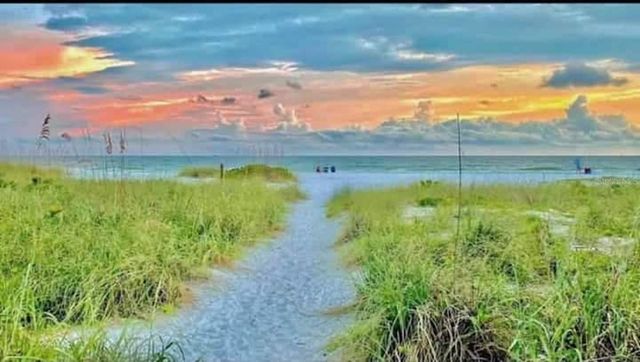 3717 115TH STREET COURT W, Bradenton, FL 34210