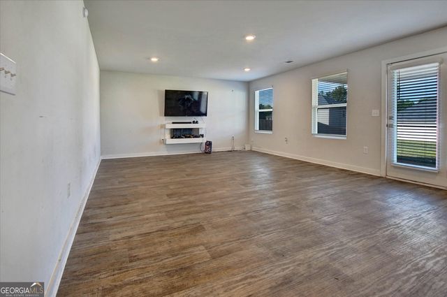 1129 Bluecoat Circle, Hampton, GA 30228