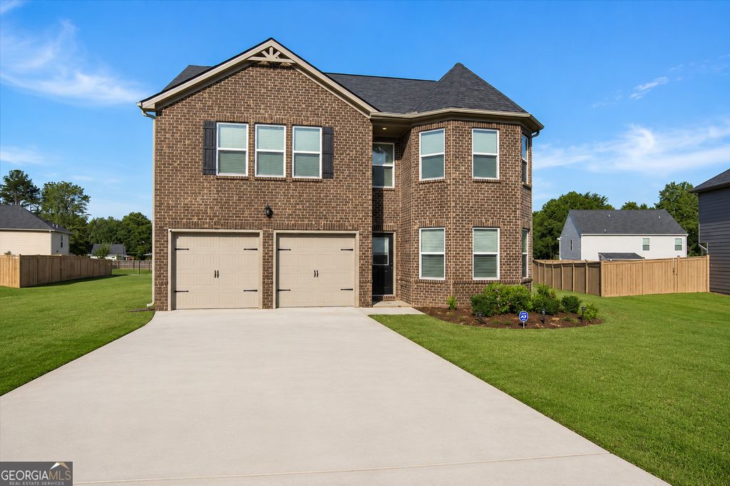 1129 Bluecoat Circle, Hampton, GA 30228