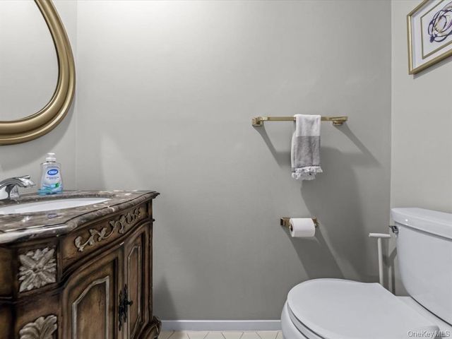 54 Hidden Ridge Drive, Syosset, NY 11791