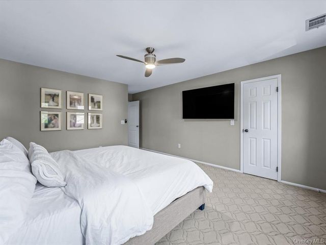 54 Hidden Ridge Drive, Syosset, NY 11791