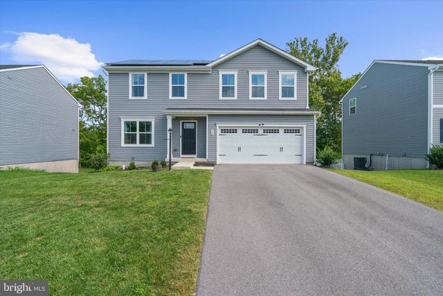 30 RAYMOND XING, Hagerstown, MD 21740