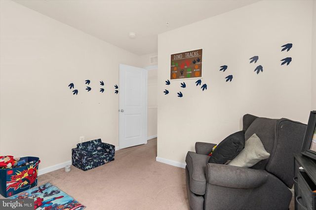 30 RAYMOND XING, Hagerstown, MD 21740