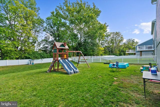 30 RAYMOND XING, Hagerstown, MD 21740