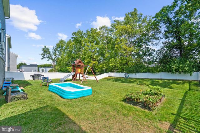 30 RAYMOND XING, Hagerstown, MD 21740