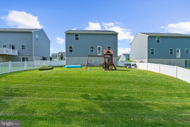 30 RAYMOND XING, Hagerstown, MD 21740