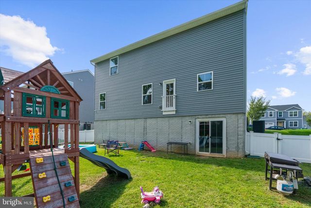 30 RAYMOND XING, Hagerstown, MD 21740