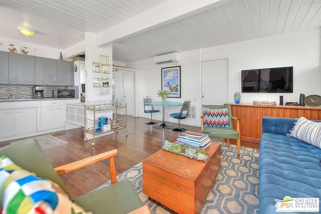 1111 E Palm Canyon Drive 225, Palm Springs, CA 92264
