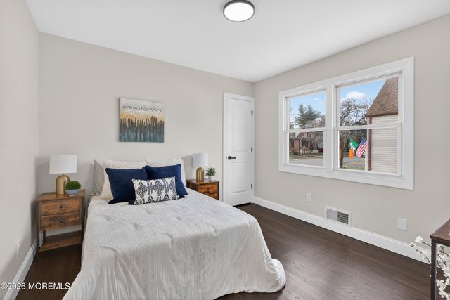 21 Johnson Terrace, Hazlet, NJ 07734