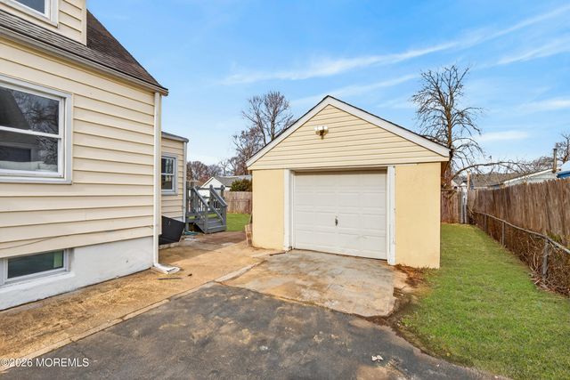 21 Johnson Terrace, Hazlet, NJ 07734
