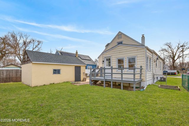 21 Johnson Terrace, Hazlet, NJ 07734