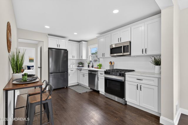 21 Johnson Terrace, Hazlet, NJ 07734