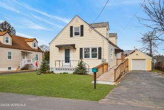 21 Johnson Terrace, Hazlet, NJ 07734