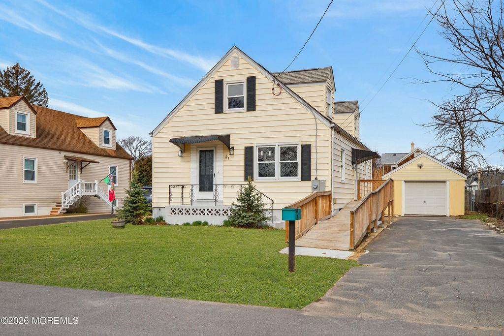 21 Johnson Terrace, Hazlet, NJ 07734