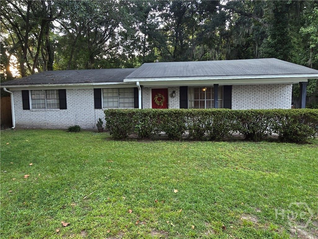 3004 Young Avenue, Savannah, GA 31404