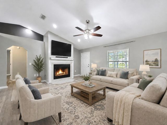 15 REDWOOD RUN, Ocala, FL 34472