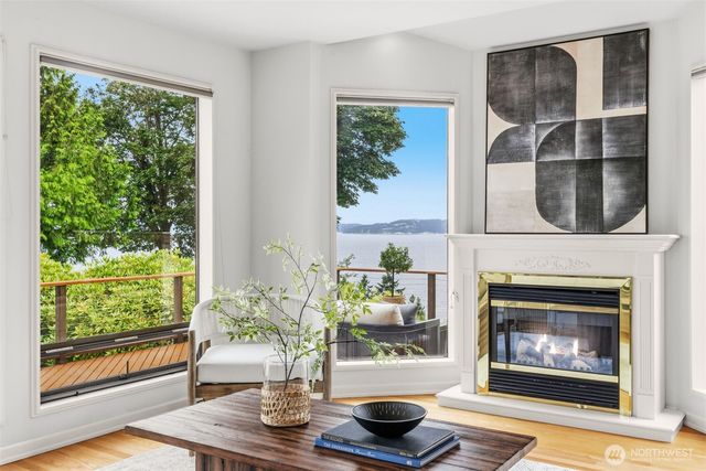 7320 164th Place SW, Edmonds, WA 98026