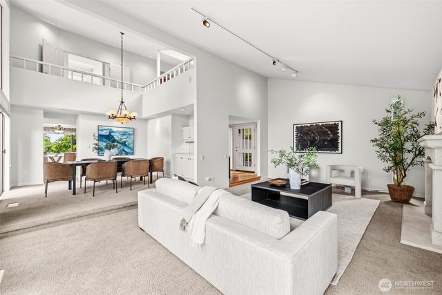 7320 164th Place SW, Edmonds, WA 98026
