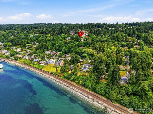 7320 164th Place SW, Edmonds, WA 98026